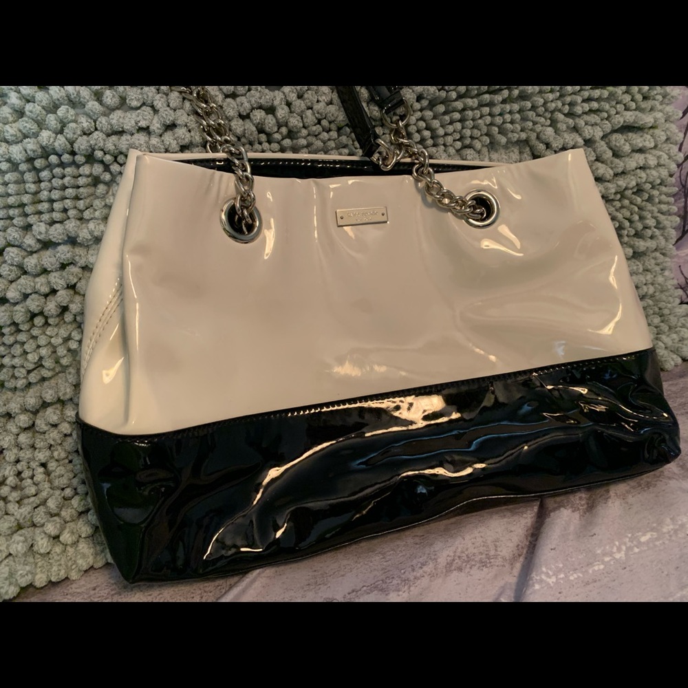 KATE SPADE TAN AND BLACK PURSE